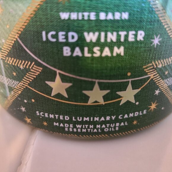 Bath & Body Works White Barn Candle 3 Wick, Iced Winter Balsam 14.5 oz, New - Picture 2 of 6